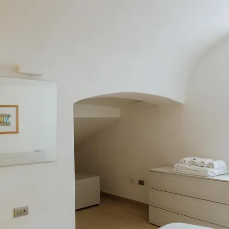 Apartment Giallo E Blu